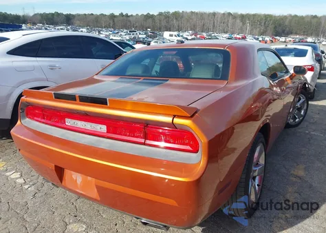 2011 Dodge Challenger z USA, uszkodzony, nr VIN 2B3CJ4DG3BH586122